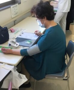 フレイル予防応援教室運動前の健康チェックの写真